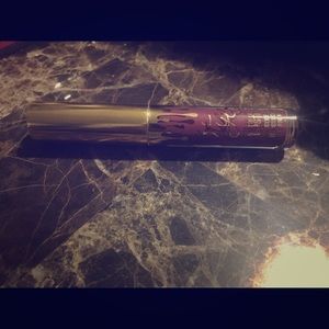 Kylie mini (kourt k)