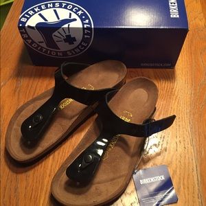 Women's 39 brand new Birkenstock Sandals- Gizeh.