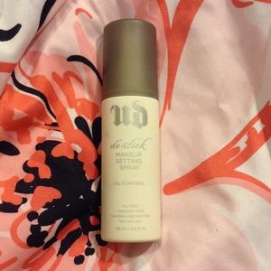 Urban Decay Makeup Spray