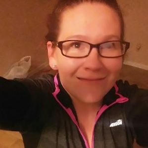 Meet your Posher, Ashlee