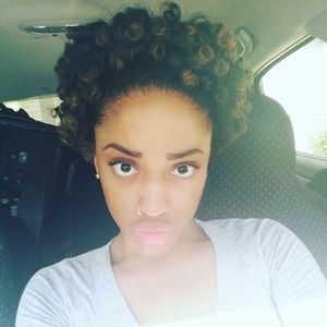 Meet your Posher, Janay