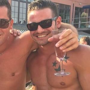 Meet your Posher, Matthew