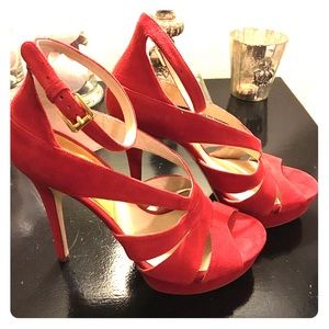 Michael Kors platform pump