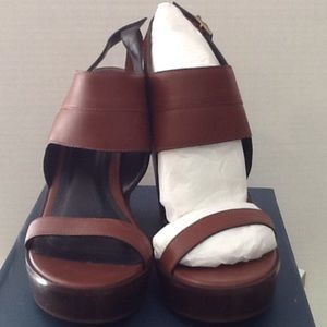 Pour la Victoire Saphira Casual Shoes