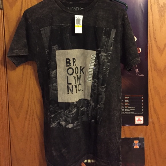 Very cool, BRAND NEW New York designed t-shirt