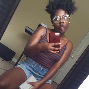 Meet your Posher, Krystal