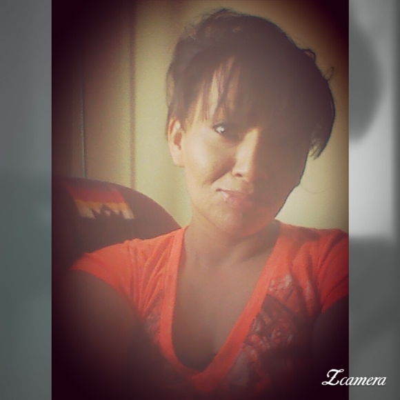 Meet your Posher, Mandy - Picture 1 of 1