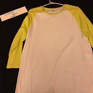 Express quarter sleeve T-shirt