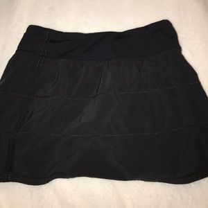 NEVER WORN Lululemon skirt
