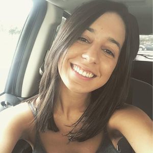 Meet your Posher, Camila