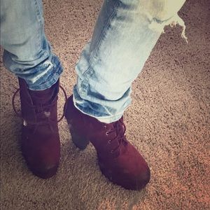 Steve Madden, ankle boot, burgundy in color