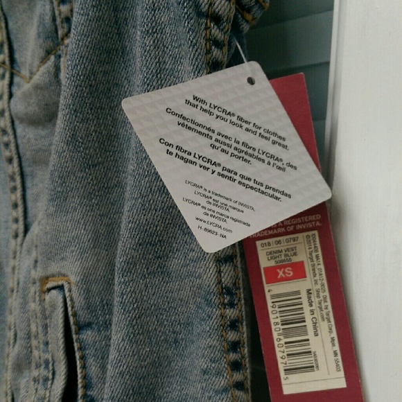 Light Wash Denim Vest - Picture 3 of 4