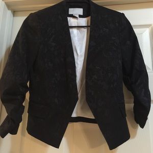 3/4 sleeve black blazer with lace detail
