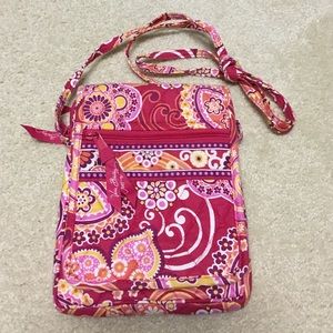Vera Bradley Cossbody in Raspberry Fizz