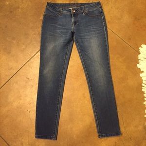 DL1961 jeans size 28