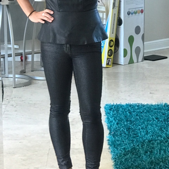 American Eagle Jeggings  black coated NWT