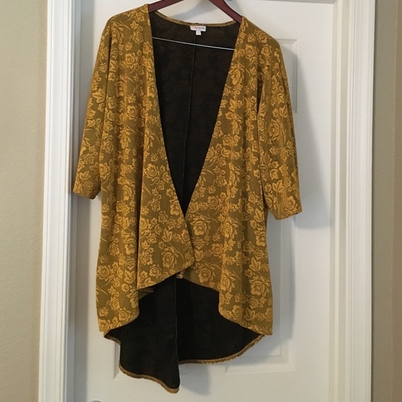 LuLaRoe Lindsay.