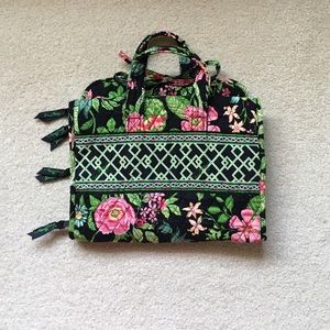 Vera Bradley Travel Organizer in Botanica.