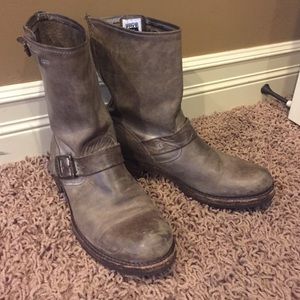 Frye Veronica Shortie Boots