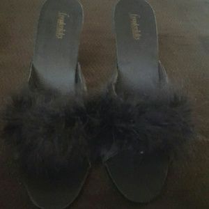 Cute fluffy marabou trim slipper shoes