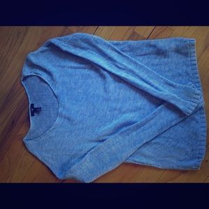 Lightweight sweater