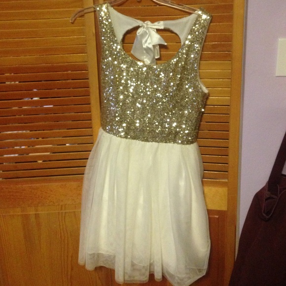B. Darlin gold sequin short dress