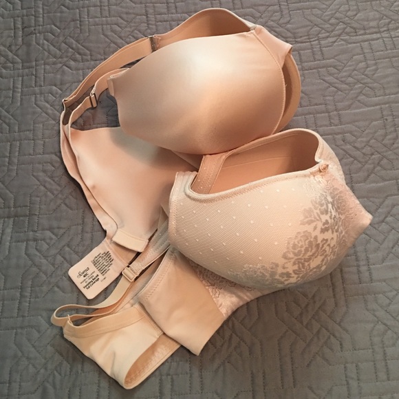 SOMA  2 bras  40C