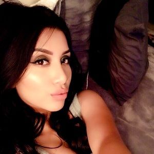 Meet your Posher, Nathaly