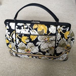 Vera Bradley Bag in Dogwood