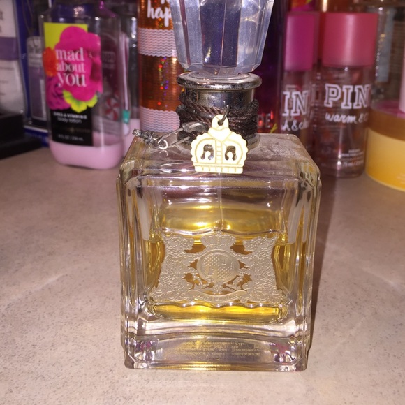 🌹Juicy Couture fragrance ( partial bottle)