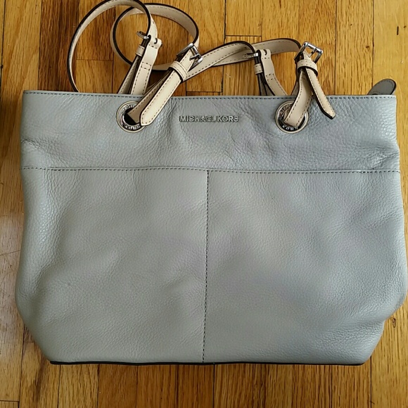 Handbags - Michael Kors purse