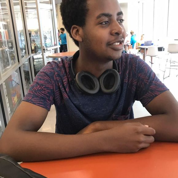 Meet your Posher, Marcus