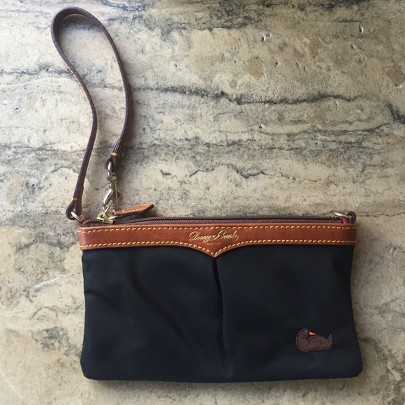 dooney and bourke 2 way wristlet