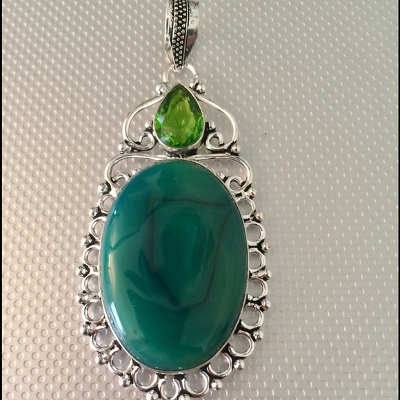 Banded agate and peridot Pendant