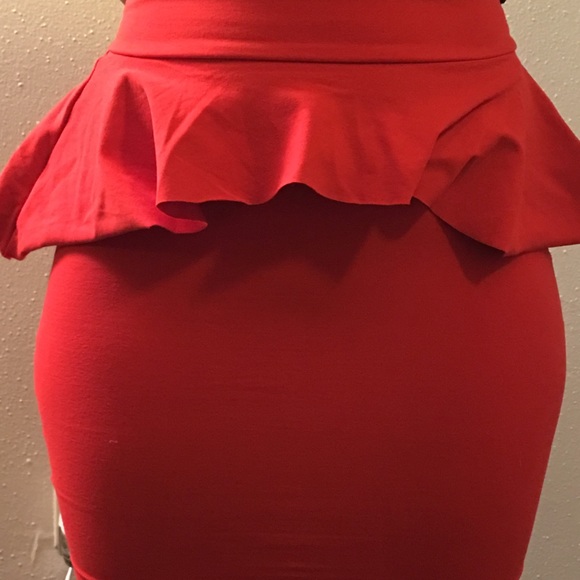 Small peplum Bebe romper