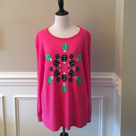 FLASH SALE! Crown & Ivy Top
