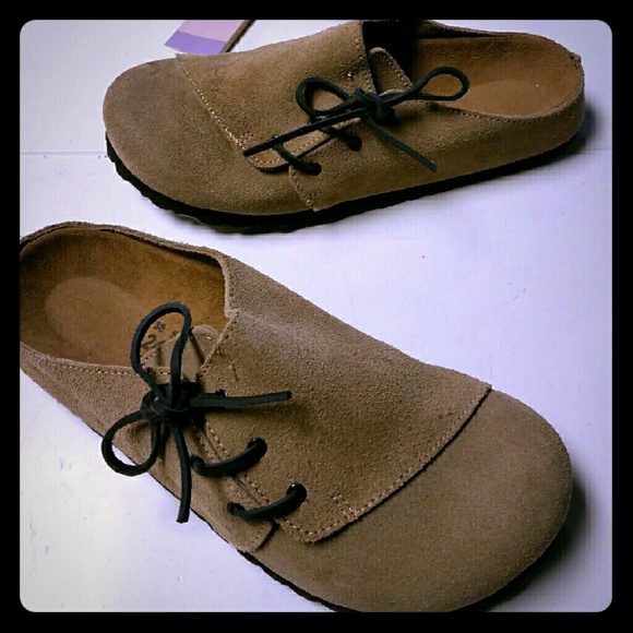 Birkenstock Shoes - Never worn Birkenstock Muleshoe