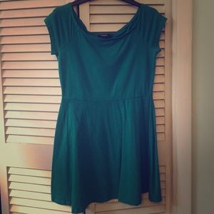 Short sleeve dress