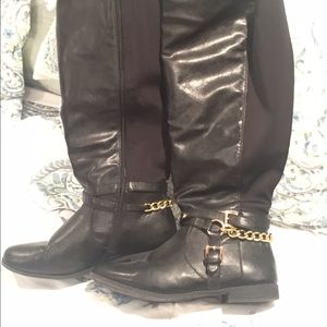 Chained wide calf boots