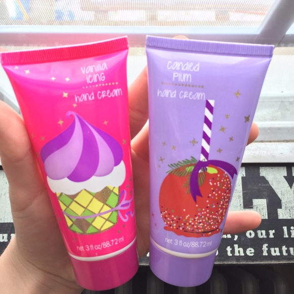 🚫TRADED🚫NWOT mini lotion set