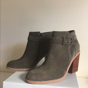Sole Society Lyriq Ankle Booties