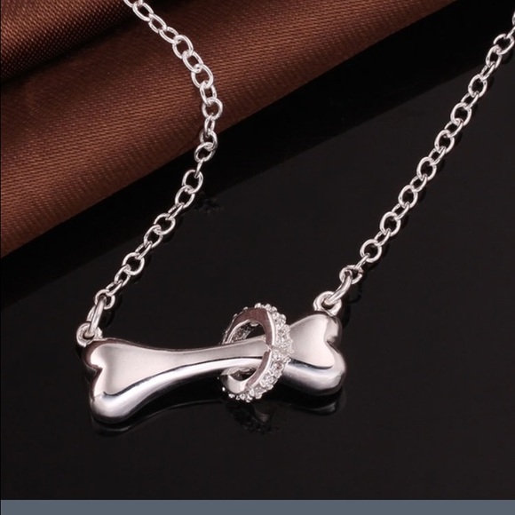 Jewelry - Sterling silver dog bone necklace