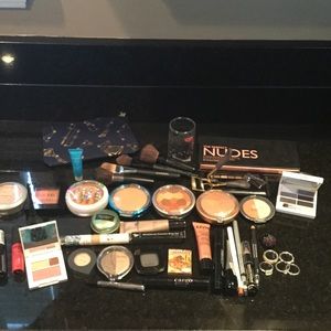 Make up bundle. Most of it was just swatched