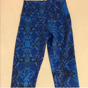 Lululemon workout pants