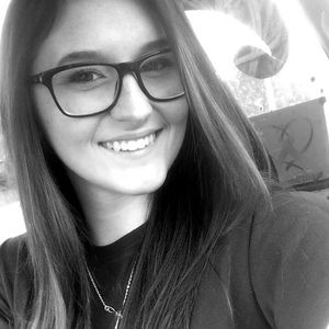 Meet your Posher, Deanna