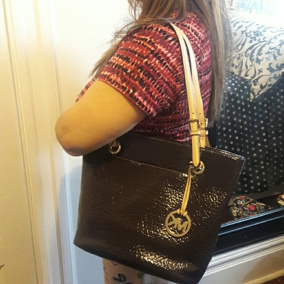 Mk handbag - Picture 5 of 5