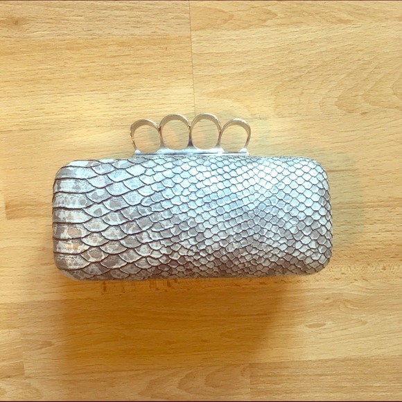 ✨SALE Brass Knuckles Clutch w/ Chain strap