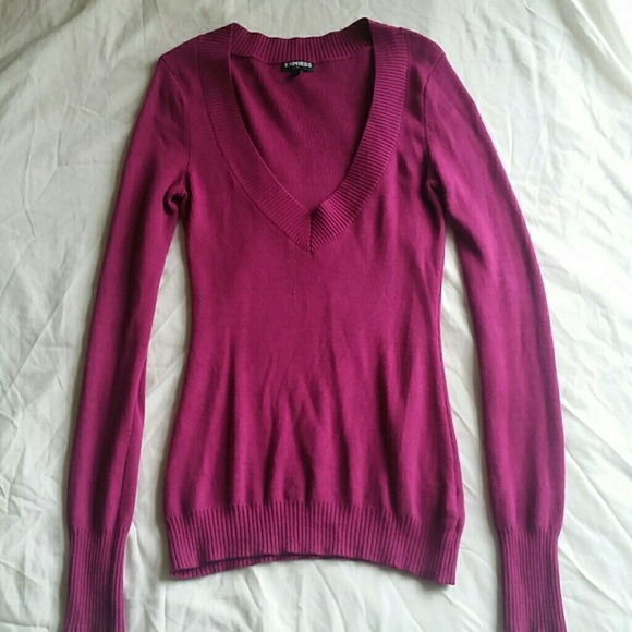 Express Sweater Bundle - Picture 2 of 4