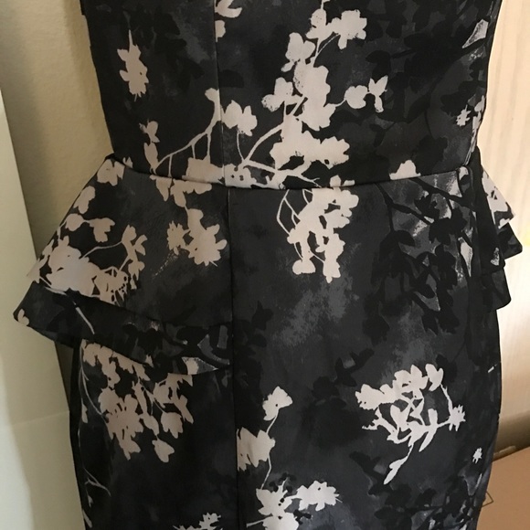 h&m floral dress semi peplum - Picture 2 of 3