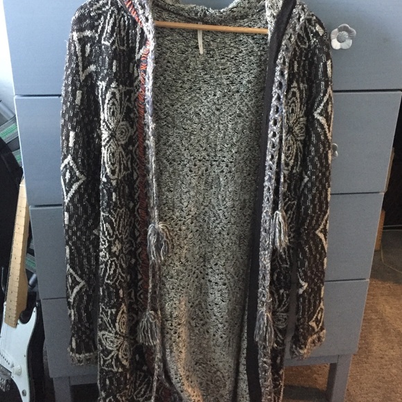 Free people Pom Pom tassel duster sweater S - Picture 4 of 4